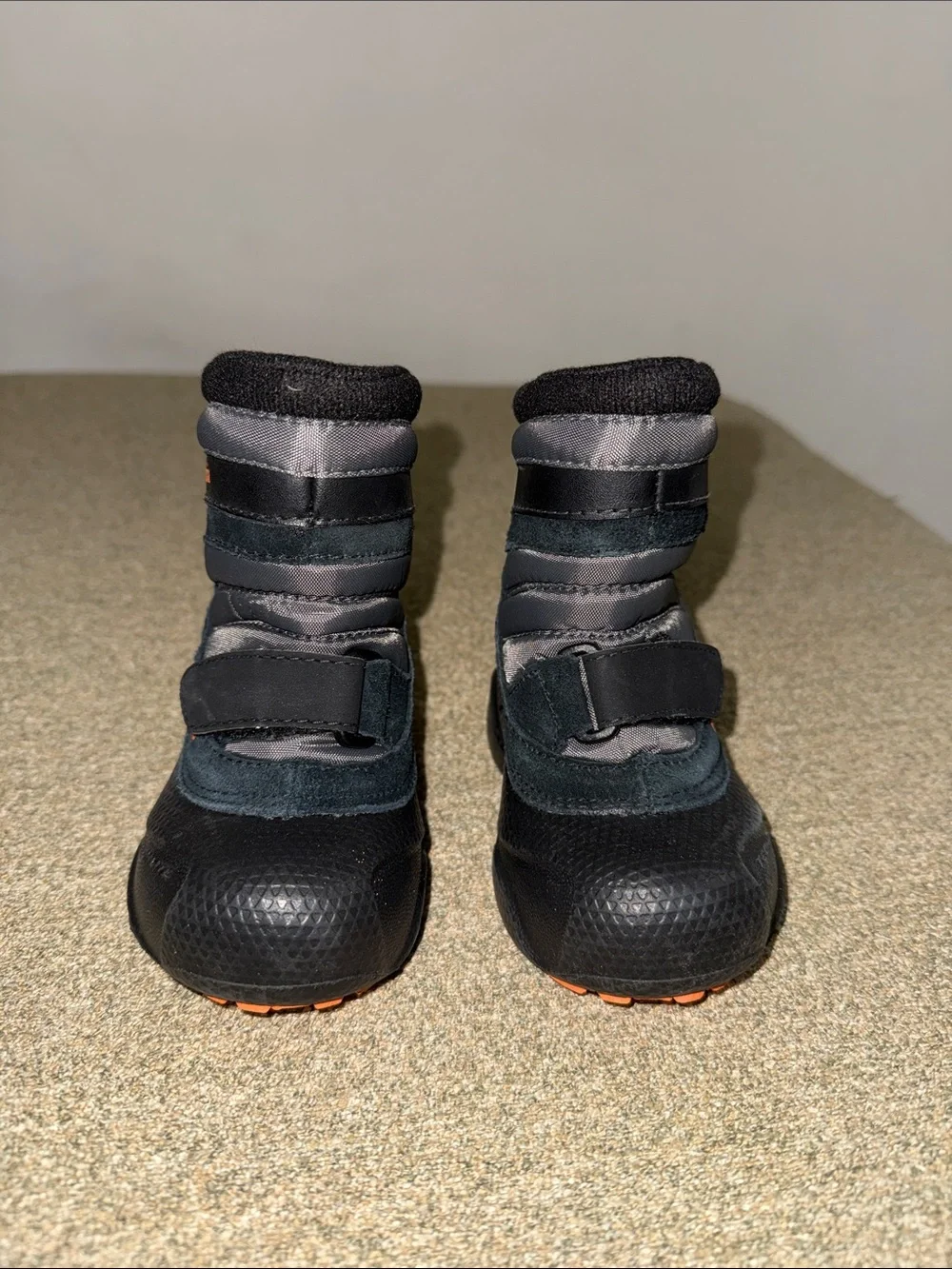 Columbia Techlite Boots Winter Snow Day Black Orange Leather Rubber size 6